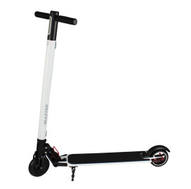 Електреически скутер MASTER 6in, бял width=