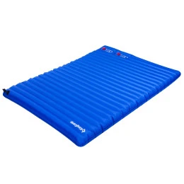 Надуваем матрак KING CAMP, двоен